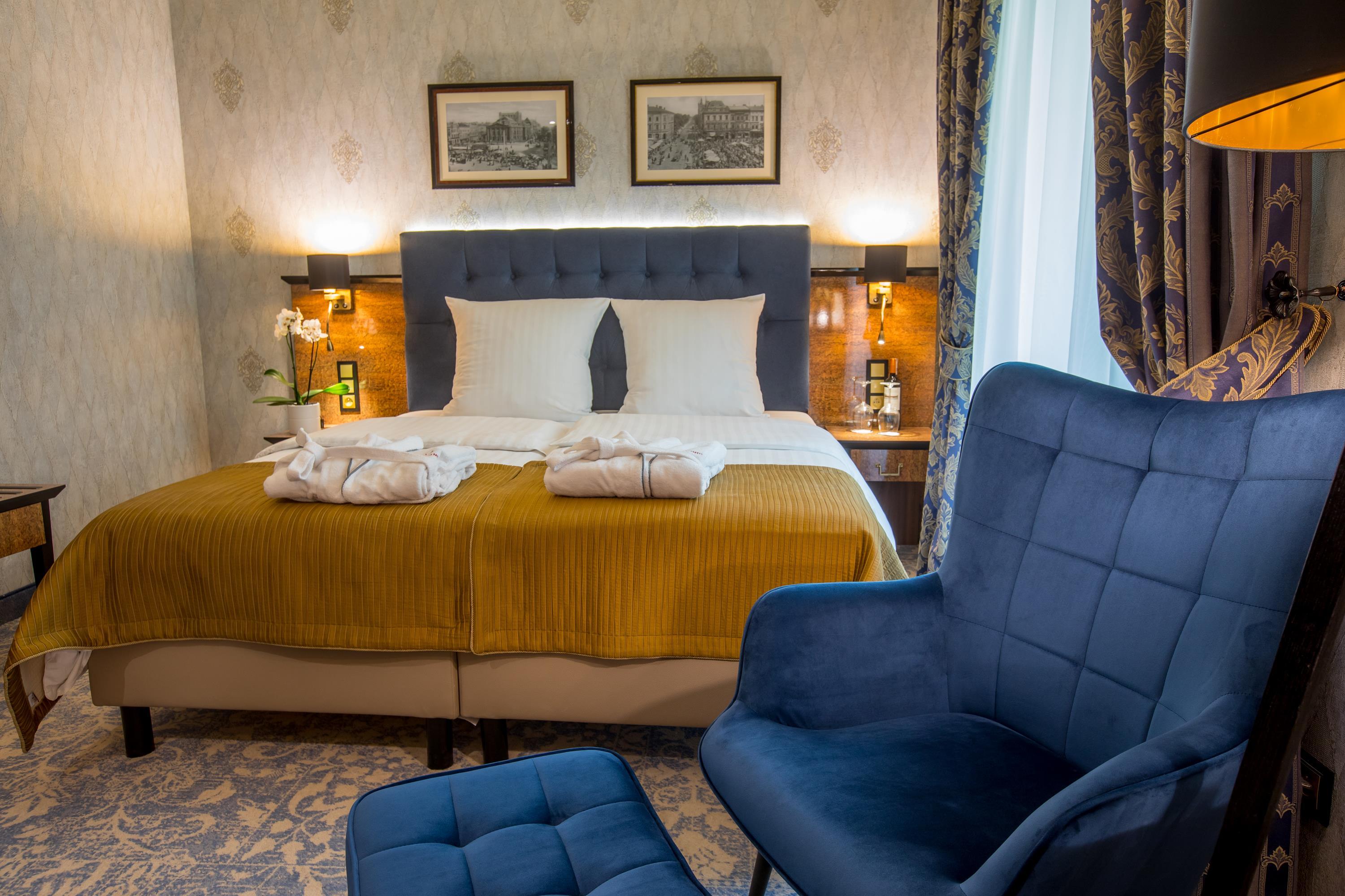 Hotel Diament Plaza Катовице Екстериор снимка