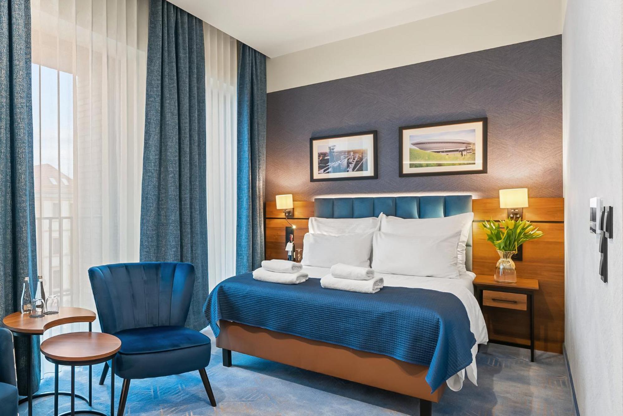 Hotel Diament Plaza Катовице Екстериор снимка