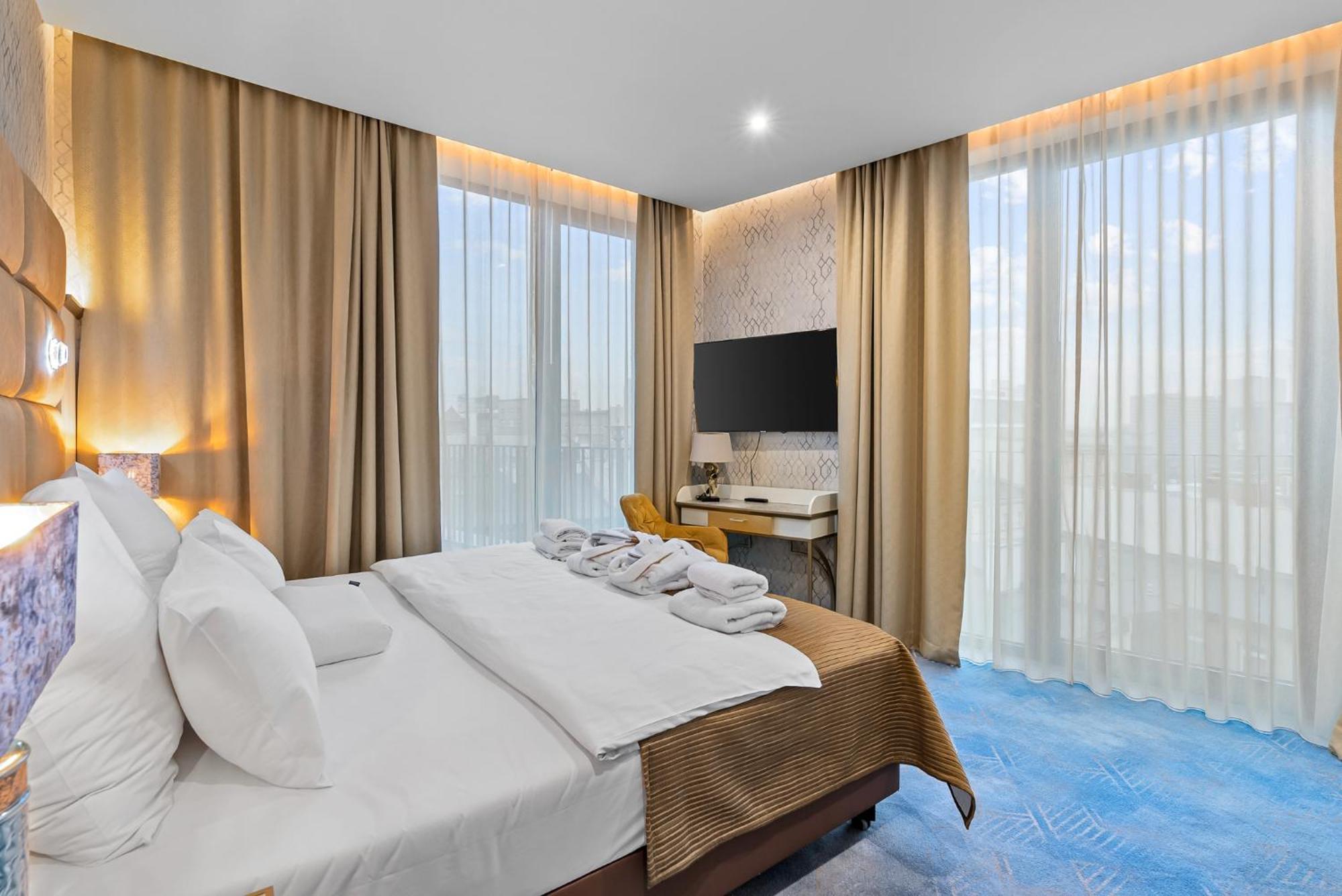 Hotel Diament Plaza Катовице Екстериор снимка