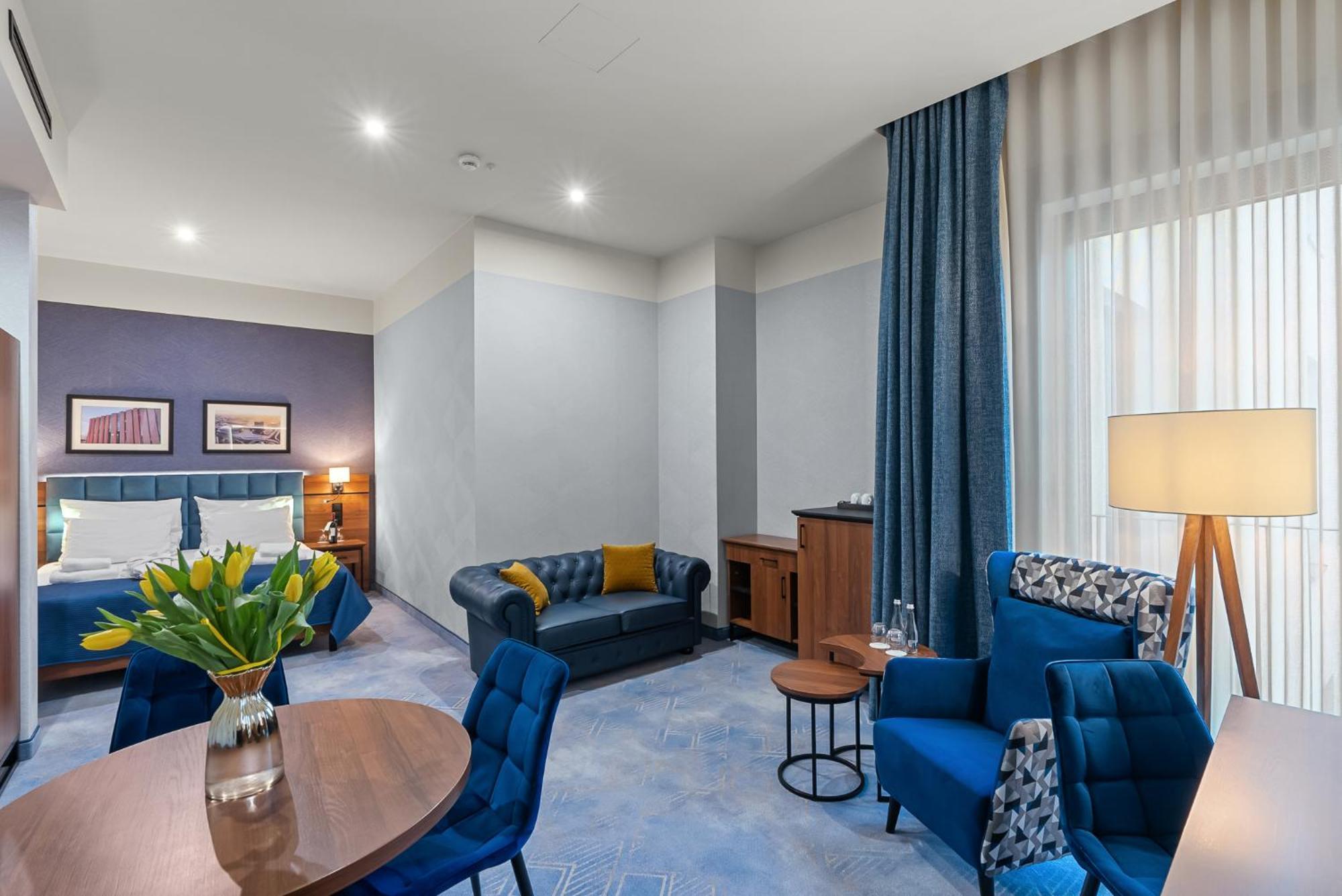 Hotel Diament Plaza Катовице Екстериор снимка