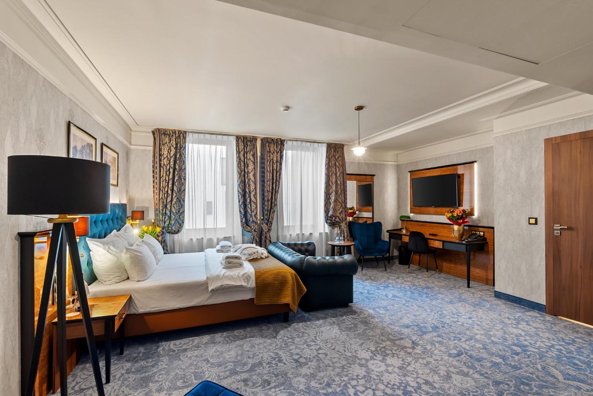 Hotel Diament Plaza Катовице Екстериор снимка