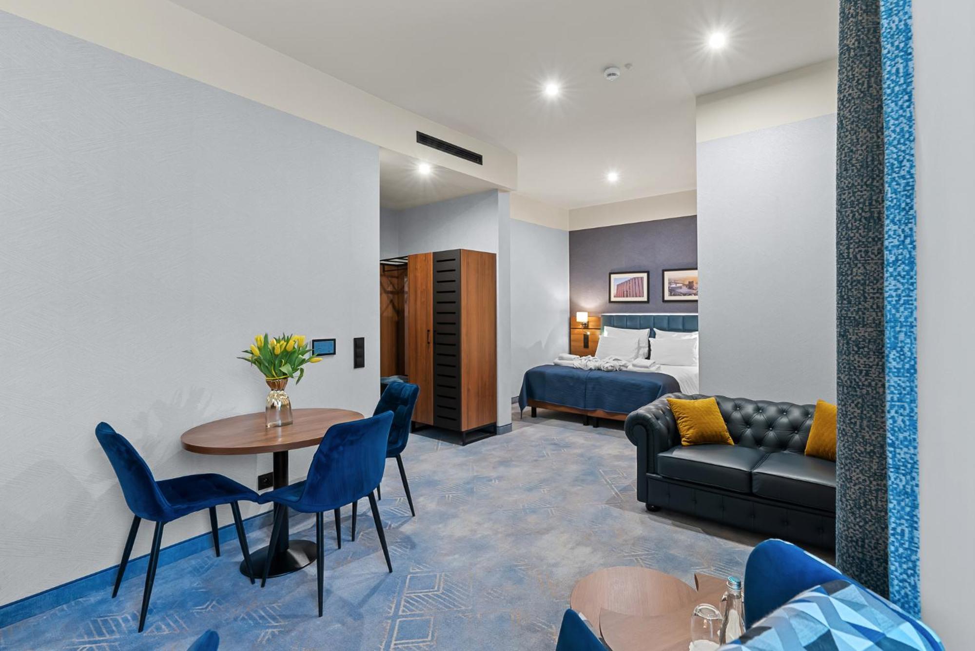 Hotel Diament Plaza Катовице Екстериор снимка