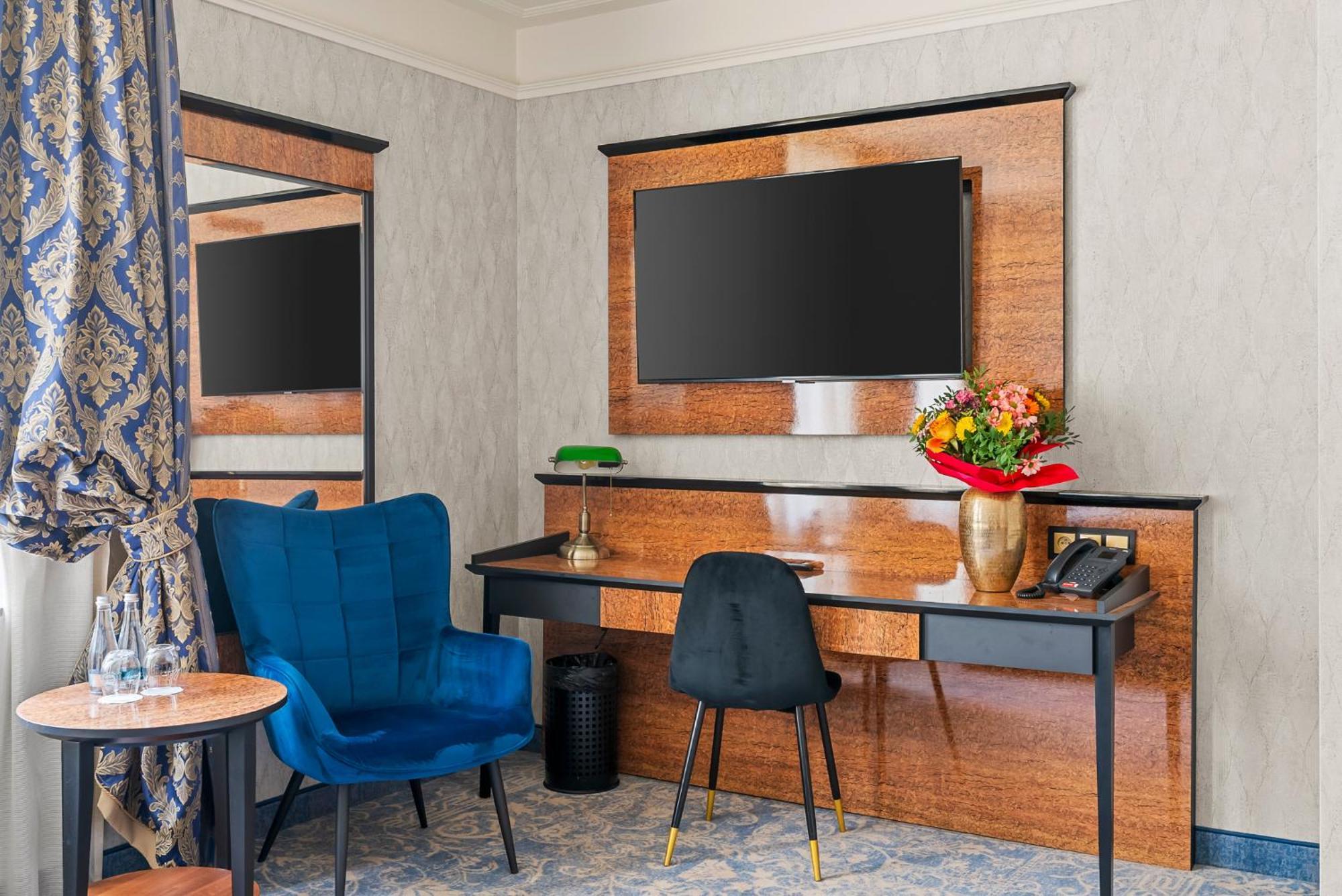 Hotel Diament Plaza Катовице Екстериор снимка