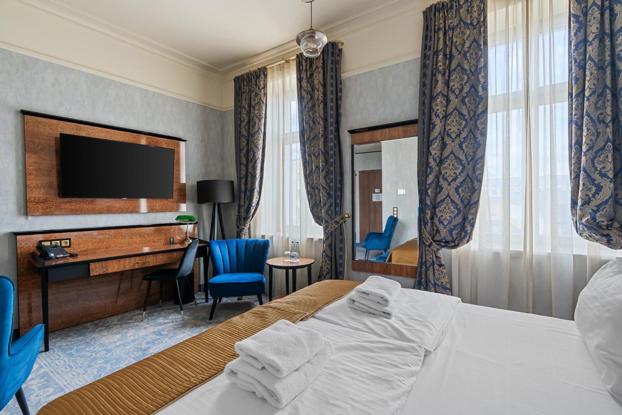 Hotel Diament Plaza Катовице Екстериор снимка